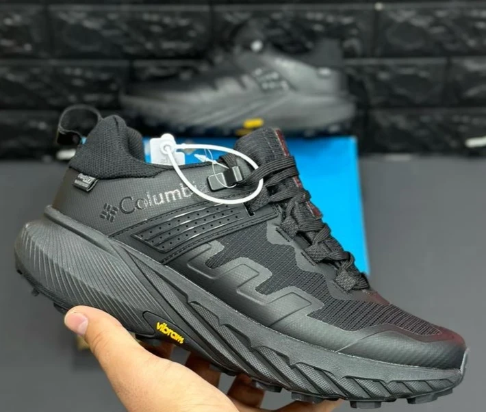 کتونی کلمبیا سایز ۴۰ تا ۴۵ کوالیتی ویتنام  Columbia Facet 75 Outdry Shoes