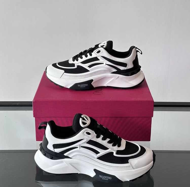 کتونی ولنتینو ویتنام مستر کوالیتی سایز 40 تا 45 Valentino Garavani Sneakers