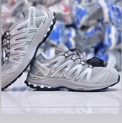 کتونی سالامون مستر کوالیتی ویتنام سایز ۴۰ تا ۴۵ Salomon XA Pro 3D V8