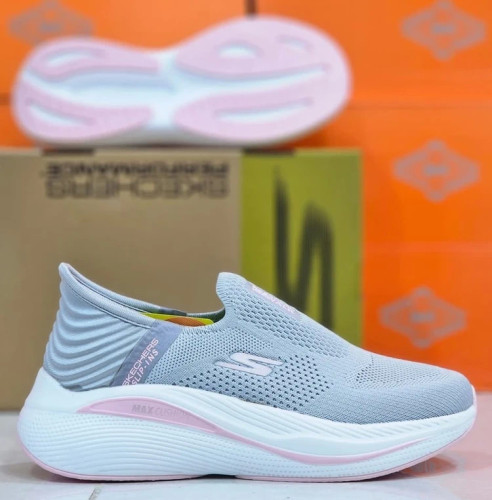 کتونی اسکیچرز بانوان مستر کوالیتی ویتنامی سایز ۳۷ تا ۴۰ Skechers Max Stretch Fit