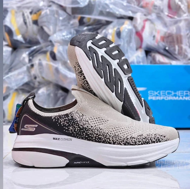 کتونی اسکیچرز مستر کوالیتی ویتنام سایز ۴۰ تا ۴۵ Skechers