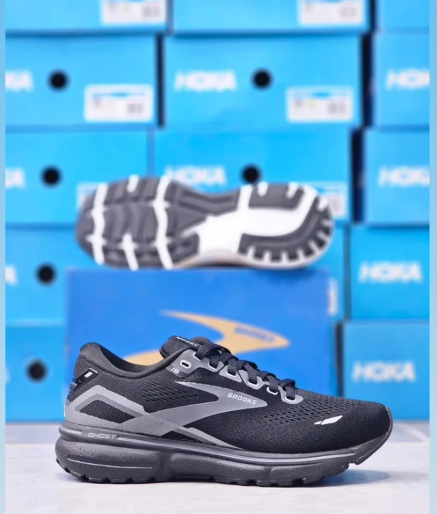 کتونی بروکس گاست 15 ویتنام مستر کوالیتی سایز ۴۰ تا ۴۵ Brooks Ghost 15