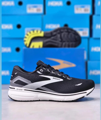 کتونی بروکس گاست 15 ویتنام مستر کوالیتی سایز ۴۰ تا ۴۵ Brooks Ghost 15