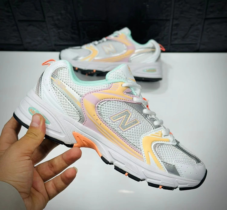 کتونی نیوبالانس 530 مستر کوالیتی ویتنام سایز ۳۶ تا ۴۰ Newbalance 530