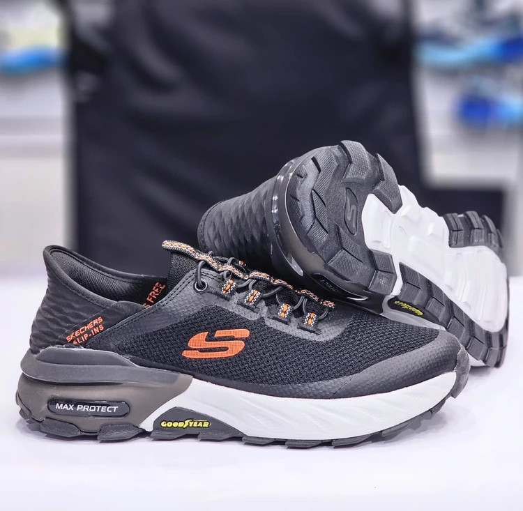 کتونی اسکیچرز مکس پرو تکت مستر کوالیتی ویتنام سایز ۴۰ تا ۴۵ Skechers