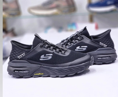 کتونی اسکیچرز مکس پرو تکت مستر کوالیتی ویتنام سایز ۴۰ تا ۴۵ Skechers