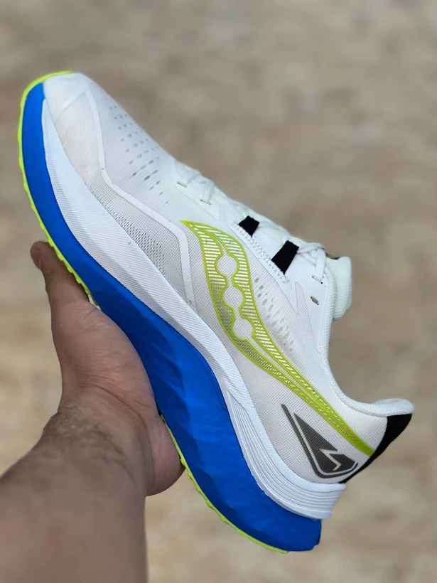 کتونی ساکونی اندورفین اسپید ۴ رانینگ مستر کوالیتی ویتنام سایز ۴۰ تا ۴۵ Saucony Endorphin Speed 4