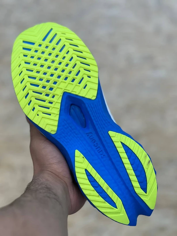 کتونی ساکونی اندورفین اسپید ۴ رانینگ مستر کوالیتی ویتنام سایز ۴۰ تا ۴۵ Saucony Endorphin Speed 4