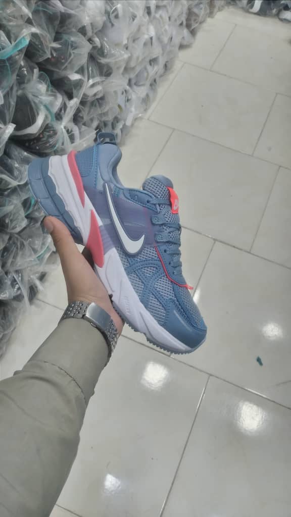 کتونی نایک کشلون V2K ویتنام مستر کوالیتی سایز ۴۰ تا ۴۵ Nike V2K Run