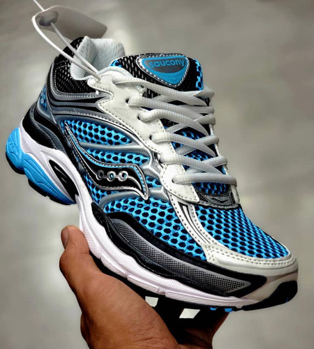 کتونی ساکونی تور درشت مستر کوالیتی ویتنامی سایز ۴۰ تا ۴۵ saucony omni