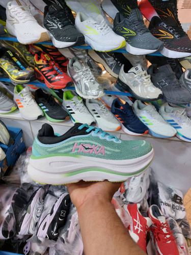 کتونی هوکا باندی ۹ مستر کوالیتی ویتنام سایز ۴۰ تا ۴۵ Hoka bondi 9