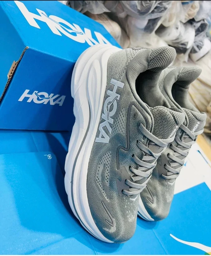 کتونی هوکا باندی ۹ مستر کوالیتی ویتنام سایز ۴۰ تا ۴۵ Hoka bondi 9