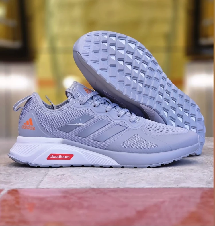 کتونی بروکس گلیسرین ۲۰ مستر کوالیتی ویتنام سایز ۴۰ تا ۴۵ Brooks Glycerin 20