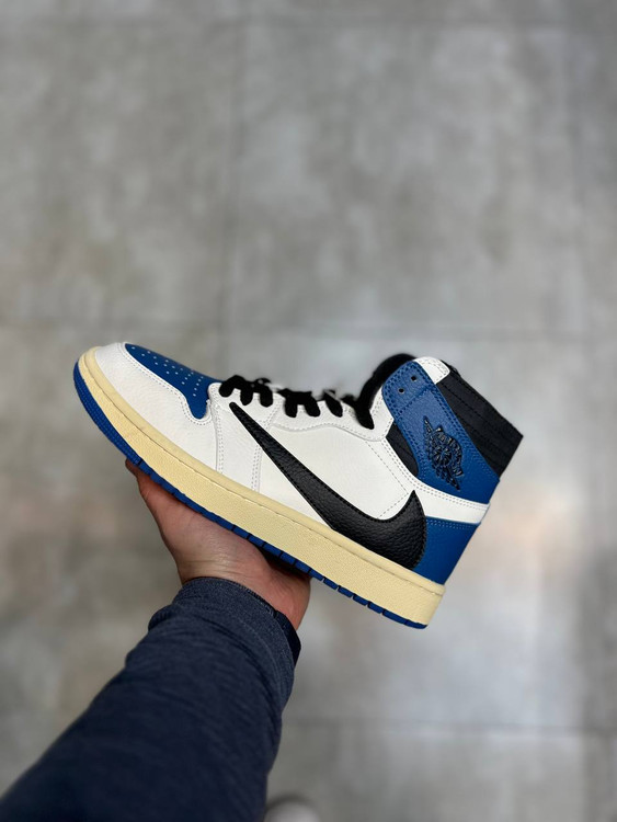 کتونی نایک ایر جردن تراویس اسکات سایز ۴۰ تا ۴۵ Nike Air travis scott jordan