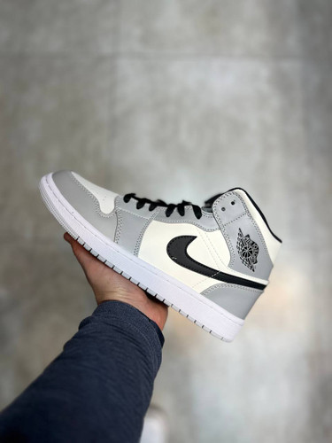 کتونی نایک ایر جردن وان سایز ۴۰ تا ۴۵ Nike Air 1 jordan