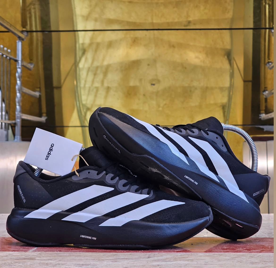 کتونی آدیداس آدی زیرو مشکی سفید سایز ۴۰ تا ۴۵ Adidas Adizero