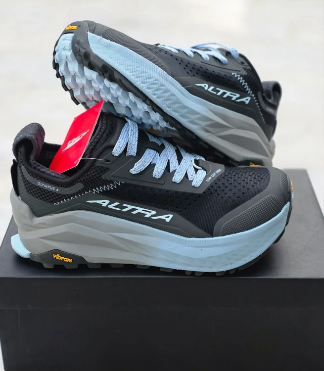 کتونی رانینگ آلترا مدل المپوس ۶ مشکی سایز ۴۰ تا ۴۵ altra Olympus 6