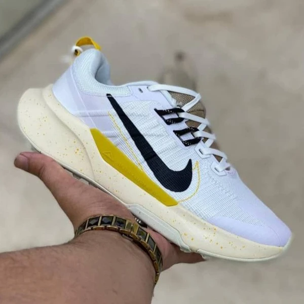 کتونی رانینگ اسپرت نایک سفید مشکی زرد جونیپر تریل 2 سایز 39 الی 45 Nike Juniper Trail 2
