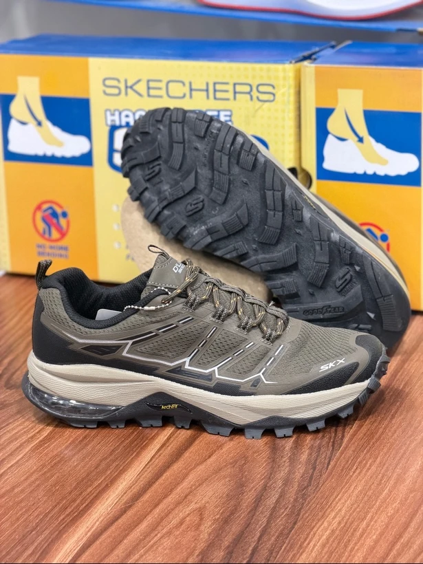 کتونی اسکیچرز آرچ فیت سایز۴۰ تا ۴۵ Skechers Archfit