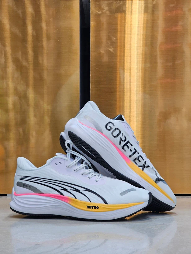 کتونی پوما ولوسیتی نیترو۳ سایز 40 الی ۴۵ سفید مشکی زرد PUMA Velocity Nitro 3