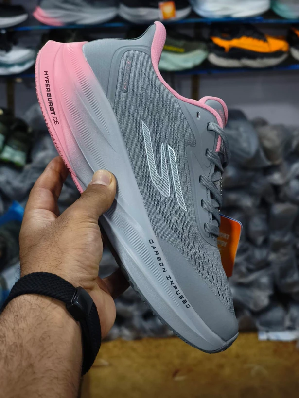 کتونی اسکیچرز هایپربرست کربن سایز 37 تا 40 طوسی صورتی Skechers Hyper Burst Carbon
