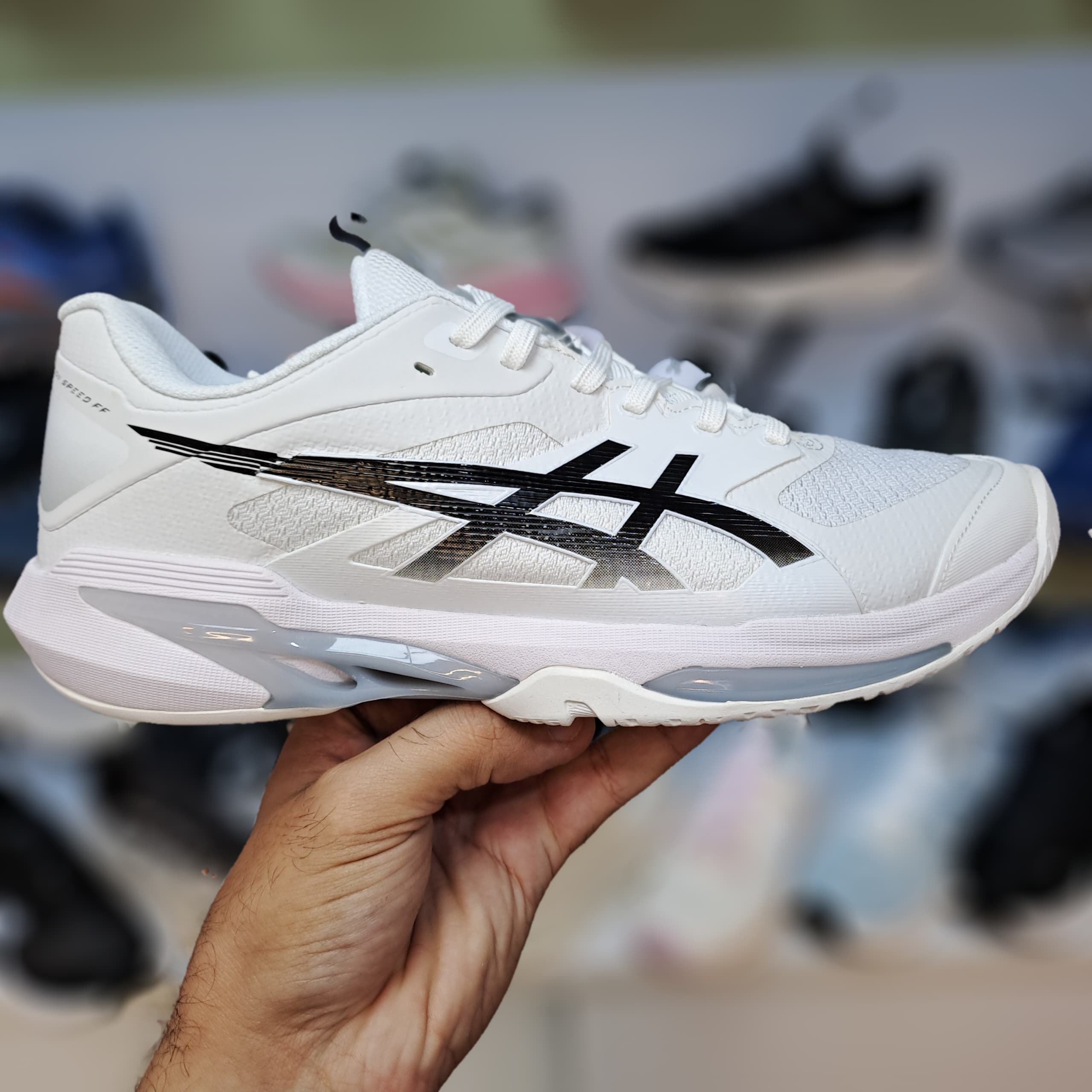کتونی تنیس اسیکس سولوشن اسپید سایز 41 تا 45 سفید  ASICS SOLUTION SPEED FF
